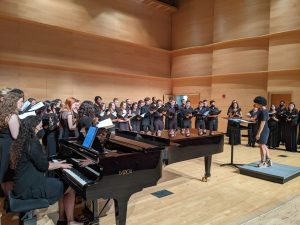 Shoshana-Hershkowitx-and-Cara-Verity-Alumni-Choir-2022